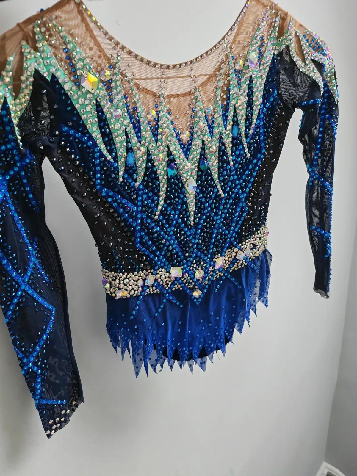Beautiful and bright leotard — photo 3