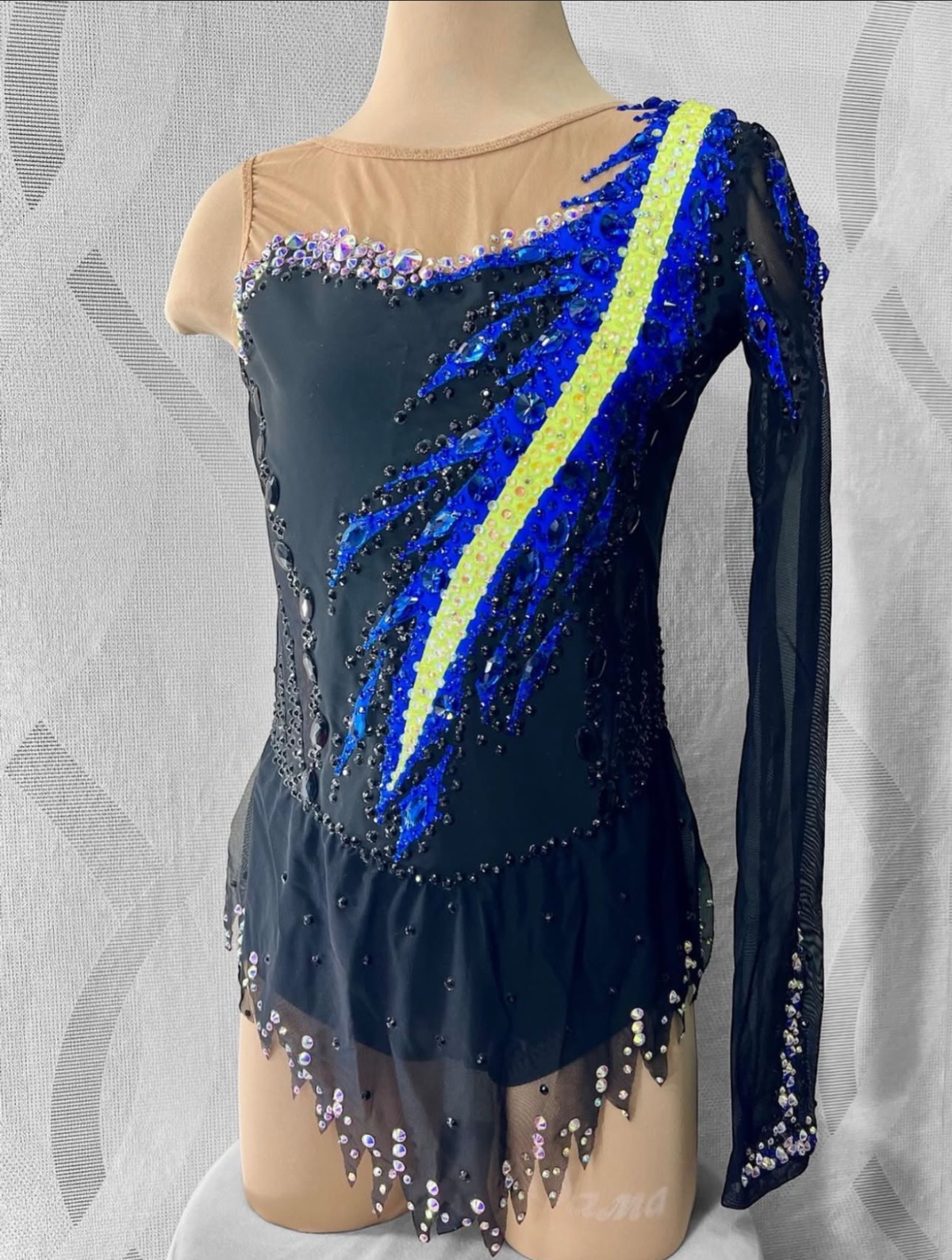 Brand New & Elegant Leotard (135–144 cm) — photo 3