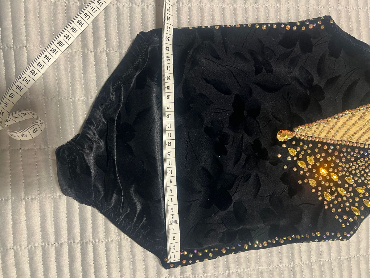 Black and gold leotard for gymnastics — photo 6