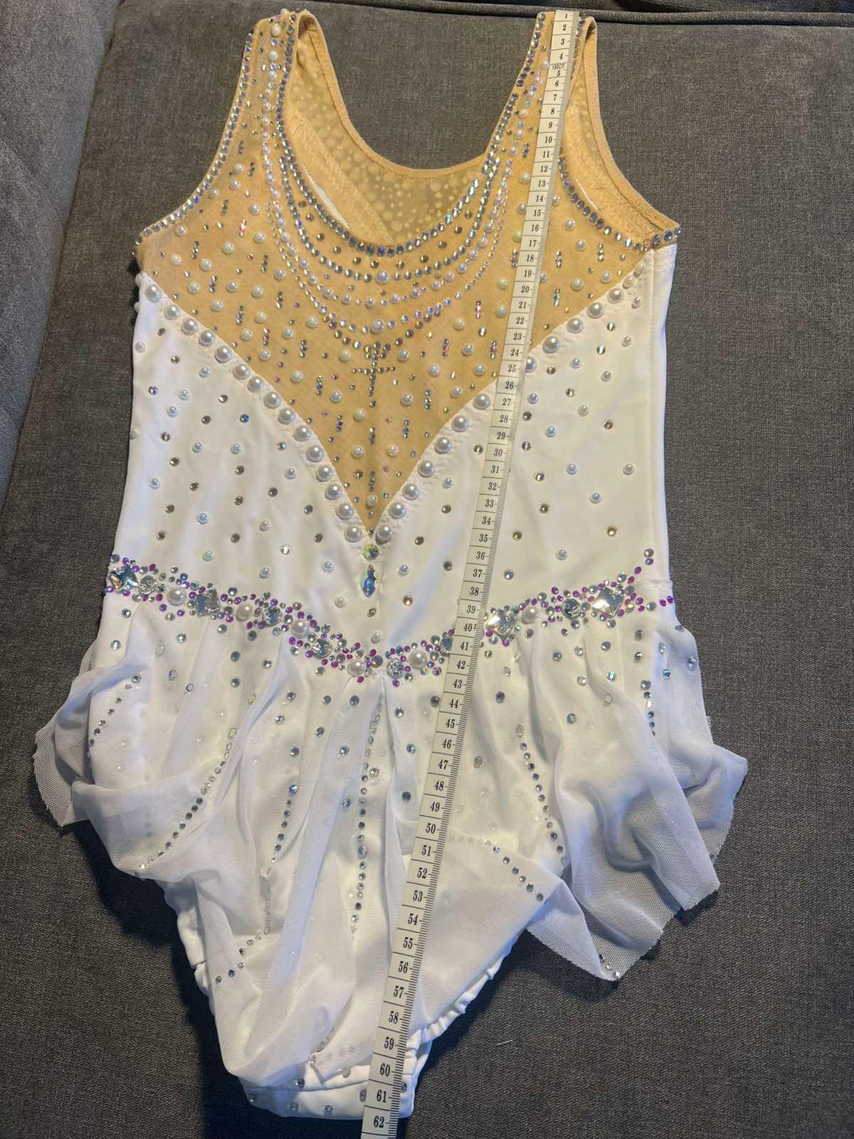 Rhythmic gymnastics leotard, white with purple rhinestones, for 12 years — photo 6
