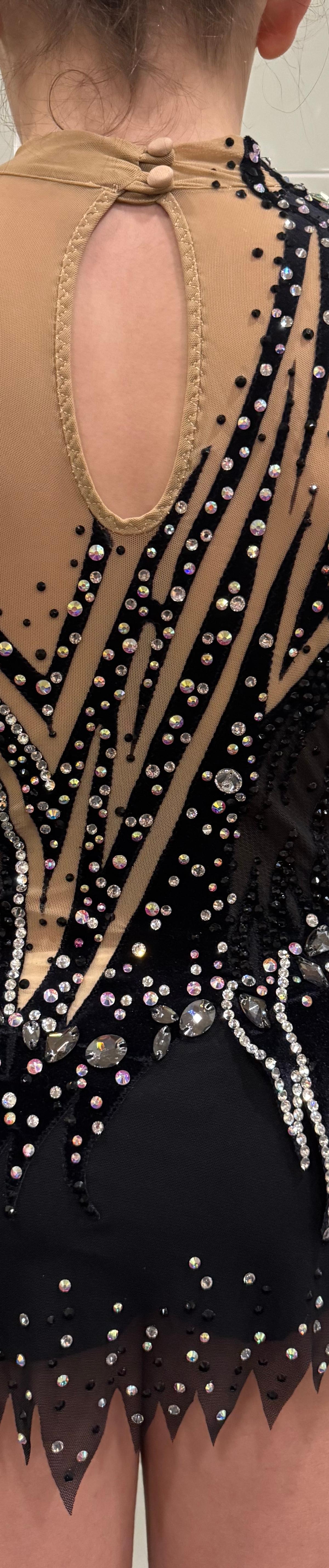 🖤 Black Velvet One-Sleeve Rhythmic Gymnastics Leotard with Skirt — photo 4